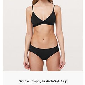 Simply Strappy Bralette - black